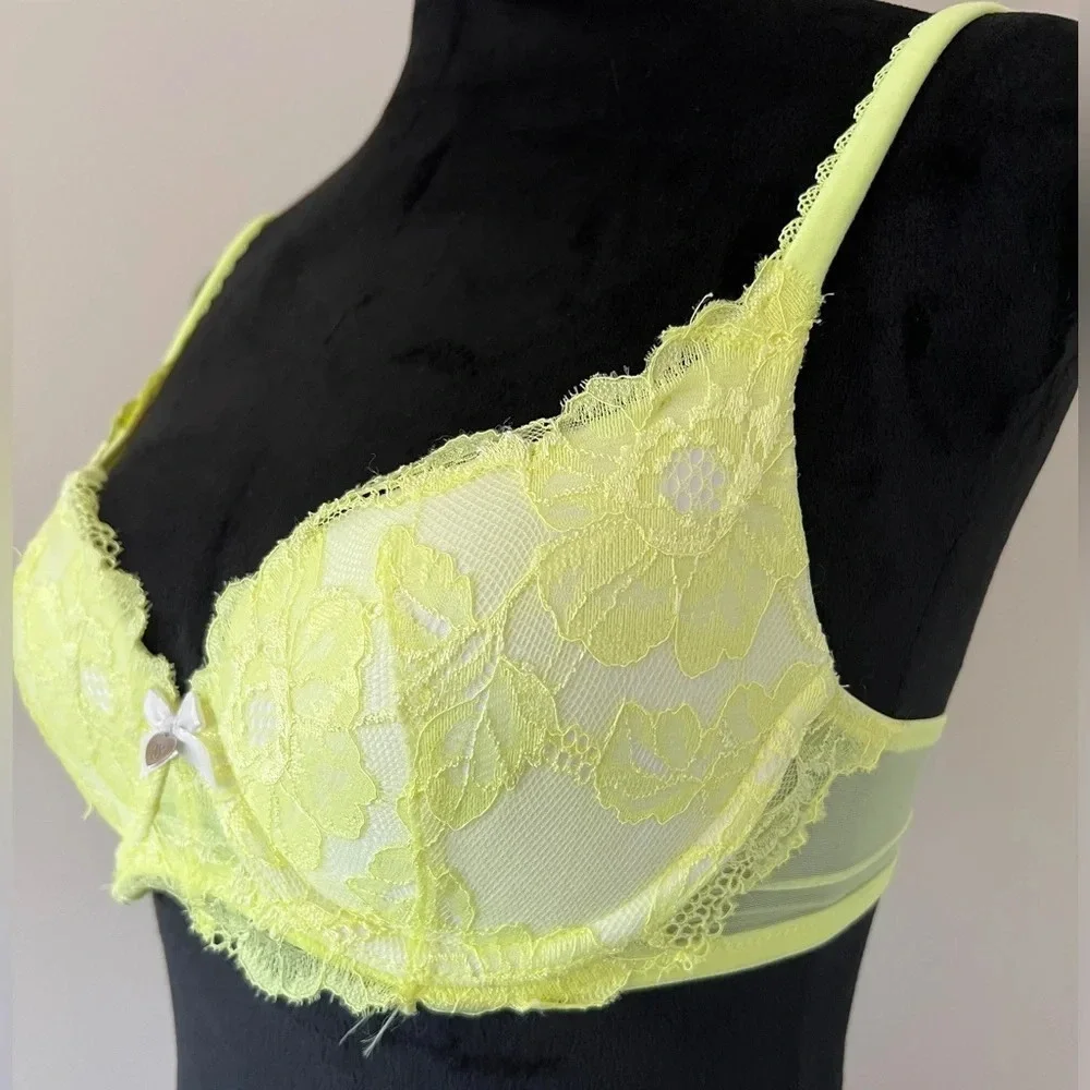 Victorias Secret  NWT Neon Yellow  Lightly Lined Lace-Cup Demi Bra Size 32C